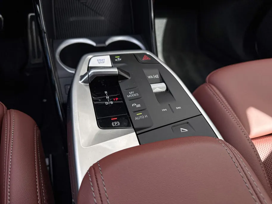 BMW iX1 xDrive30 67 kWh M Sport Edition