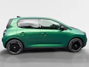 Renault Twingo urban range evolution 27.5 kWh * NU IN DE SHOWROOM * Gratis 5 jaar garantie tot 100.000km | financier vanaf 2,9% rente |(Zeeuw & Zeeuw Private Lease Actie v.a. € 369,-)