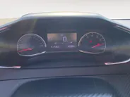 Peugeot 208 1.2 PureTech Active NL auto | navigatie | Apple CarPlay / Android-Auto | cruise control | etc.