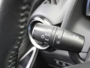 Mazda 2 1.5 Skyactiv-G GT-M | Trekhaak | Camera | Stoelverwarming | 16' LM | Navi | Cruise | Clima | Dodehoek detectie | LED | HUD |