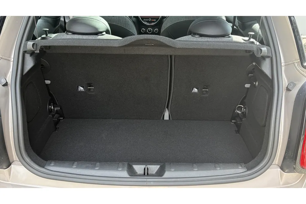 MINI 3-Deurs Mini (f56) 1.5 136pk Cooper l Automaat l Schuifkantel Pano Dak l