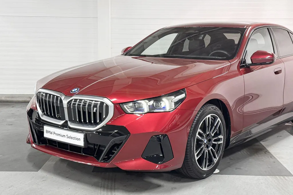 BMW i5 Sedan eDrive40