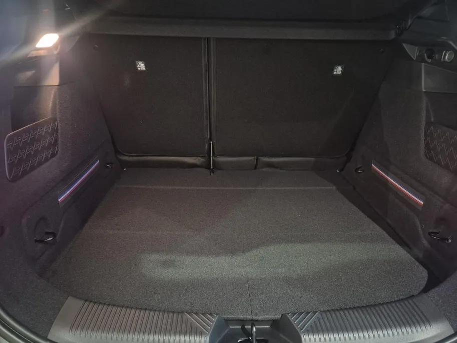 Renault 4 comfort range techno 52 kWh | Direct leverbaar | 1.800,- Korting | LMV | Verwarmd Stuurwiel | Verwarmde voorstoelen |