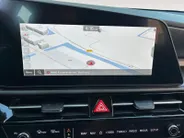Kia Niro 1.6 GDi Hybrid DynamicLine Edition | Elektrisch Verstelbare Bestuurdersstoel | Dodehoekdetectie | Apple Carplay / Android Auto | Navigatiesysteem | Licht + Regensensor | Parkeersensoren Voor + Achter | Camera Achter | Cruise Control Adaptief | Rijstrookse