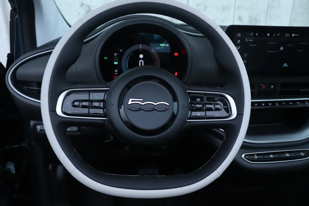 Fiat 500C La Prima by Bocelli 42 kWh | JBL | Winter | Camera | 17′