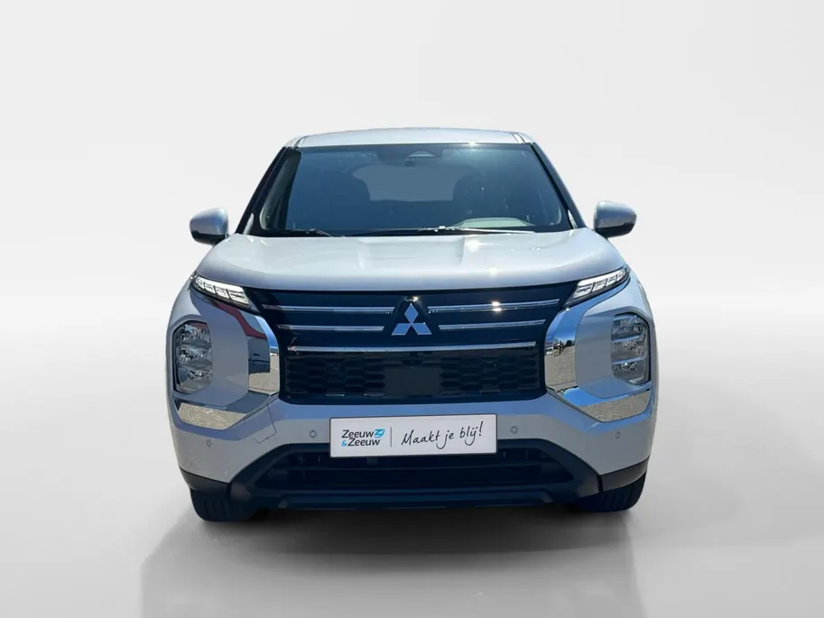 Mitsubishi Outlander 2.4 PHEV Pure | Showroomvoorraad model met 5.000 euro korting bij levering voor 30-6-2026  |Navigatie | Airco/ECC | L.M.Velgen | 8 jaar garantie
