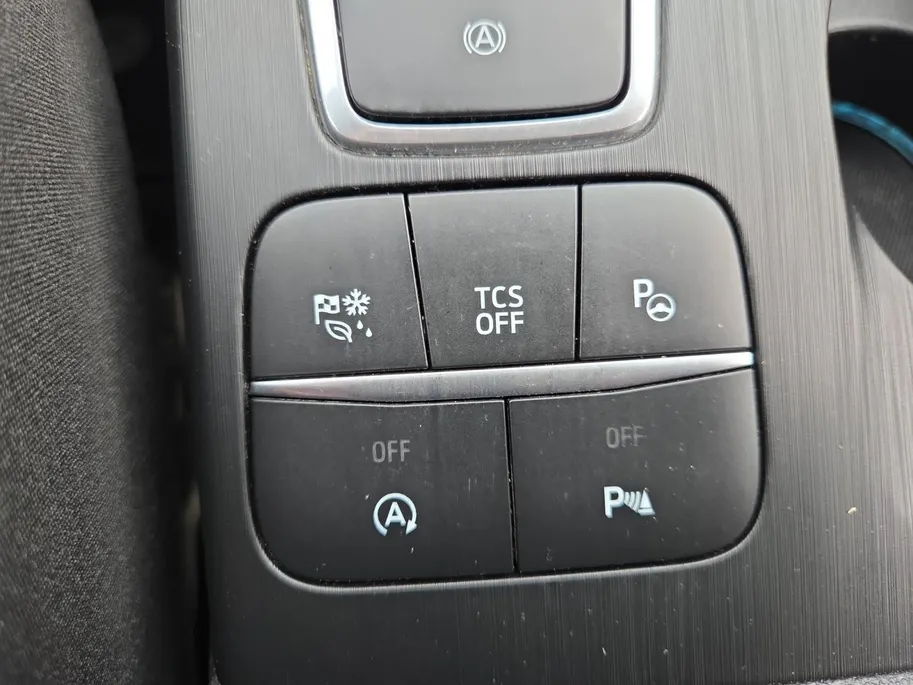 Ford Focus 1.0 EcoBoost ST-Line X Business | Automaat | Carplay | camera | Zeer nette auto | Full LED | Trekhaak | Technology Pack | Winter Pack | 12 Maanden Bovag Garantie |