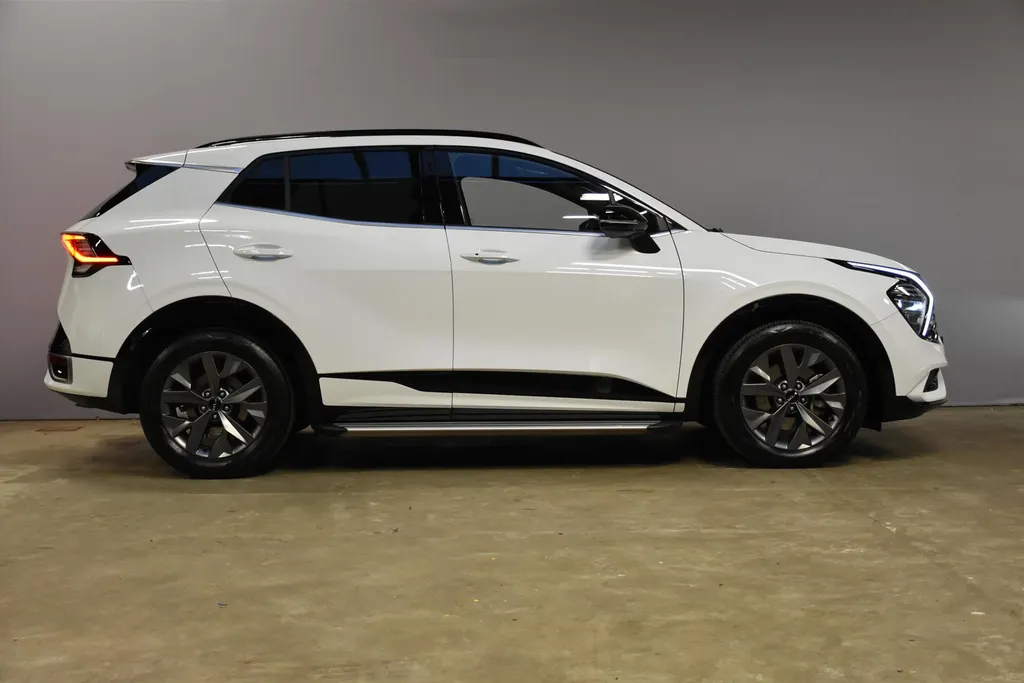 Kia Sportage 1.6 T-GDi 230pk Hybrid AT6 GT-Line. Weinig km!