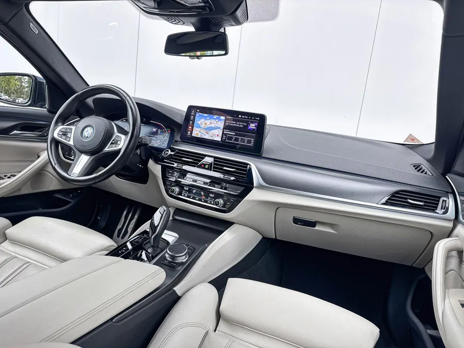 BMW 5 Serie Touring 530e