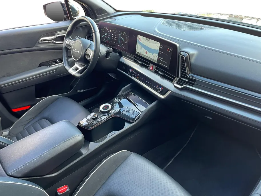 Kia Sportage 1.6 T-GDi Plug-in Hybrid AWD GT-Line *Navi+360Camera*Schuif/kanteldak*Stoelverwarming/ventilatie*Climate Control*Adapt. Cruise Control*Elekt. Stoelen*Harman Kardon Audio*Zeer nette auto!