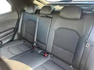 Kia XCeed 1.5 T-GDI MHEV DynamicPlusLine Automaat | 1e Eigenaar | Dealer Onderhouden | Camera | Stoel- & Stuurverwarming | Trekhaak | 2-Zone Climate Control | Navigatie | Fabrieksgarantie t/m 2-4-2028 +3x 1 jaar* | NAP