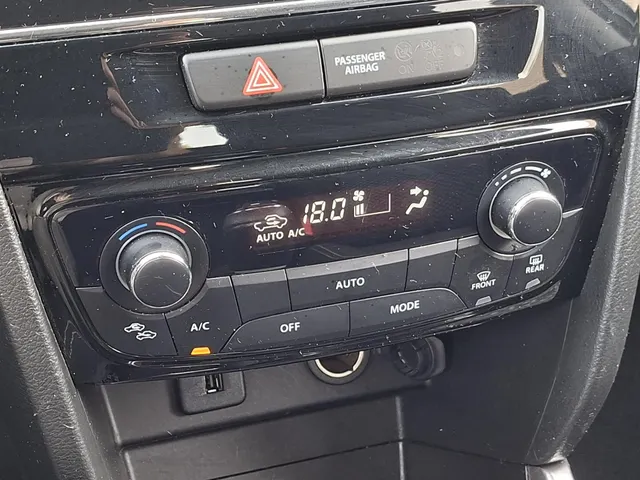 Suzuki Vitara 1.4 Boosterjet Select Smart Hybrid TREKH. | rijklaarprijs !!