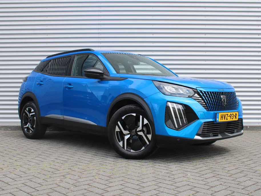 Peugeot 2008 1.2 PureTech 130 Allure | Automaat | Camera | Clima | Cruise | Navi | 17' LM | LED | Apple Carplay/Android Auto |