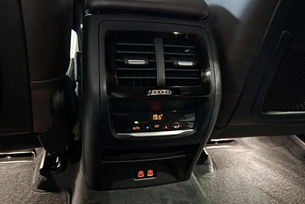 BMW iX3 High Executive 80 kWh