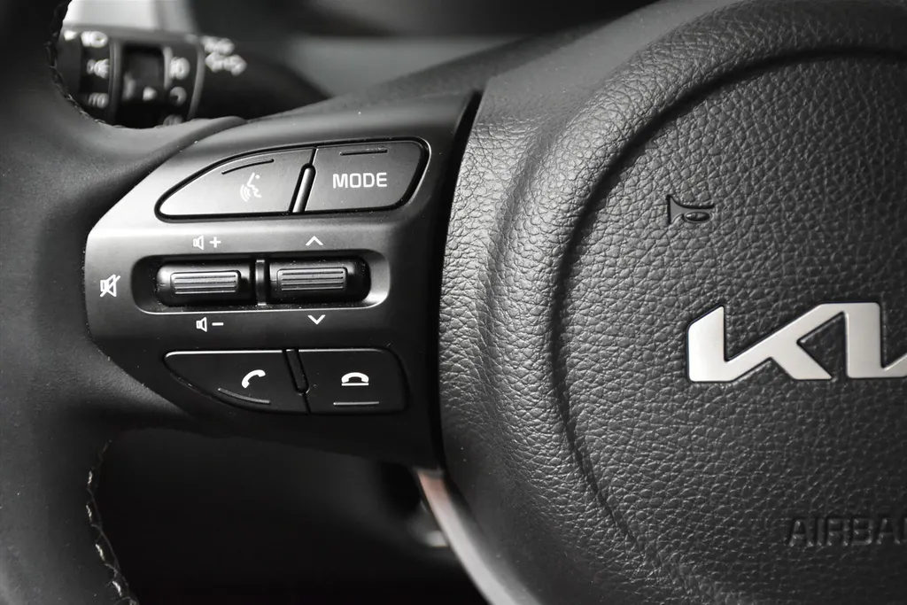 Kia Stonic 1.0 T-GDi MHEV 100pk DynamicLine Navi climate