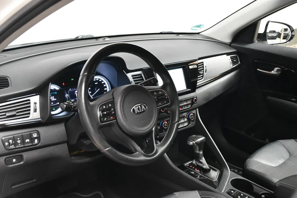 Kia Niro 1.6 GDi Hybrid Design Edition |Schuifdak |Dealeronderhouden