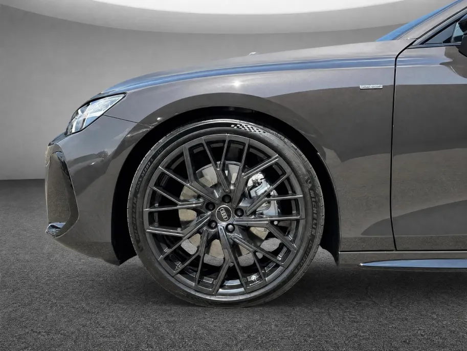 Audi A6 Limousine e-hybrid quattro S Edition 299 PK · Tech pro · Luchtvering · B&O Premium 3D · Glazen panoramadak