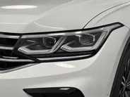 Volkswagen Tiguan 1.4 TSI 245pk DSG eHybrid Elegance · Panoramadak · Camera · Park Assist · Apple/Android Car Play · Navigatie · 18'' Inch ·