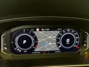 Volkswagen Tiguan 1.4 TSI eHybrid 245pk DSG Life Business · Camera · Inklap. Trekhaak · Stuur- & Stoelverwarming · Parkeerassistent · Apple/Android Car Play ·