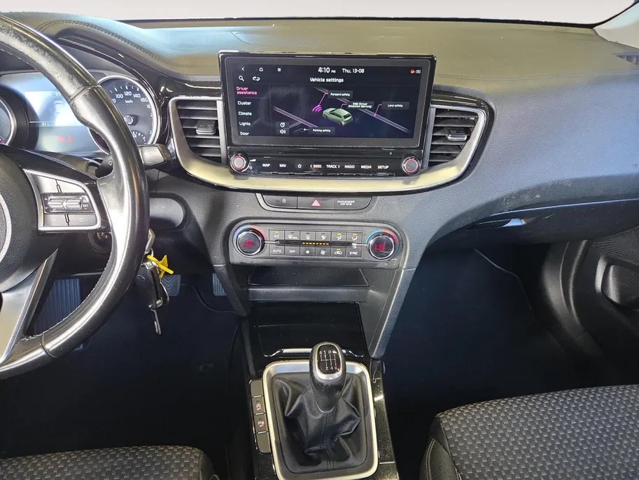 Kia XCeed 1.0 T-GDi DynamicLine | 1e Eigenaar | Dealer onderhouden | Carplay | camera | Navigatie | Cruise Control | LM Velgen 18' | 12 Maanden Bovag Garantie | NAP