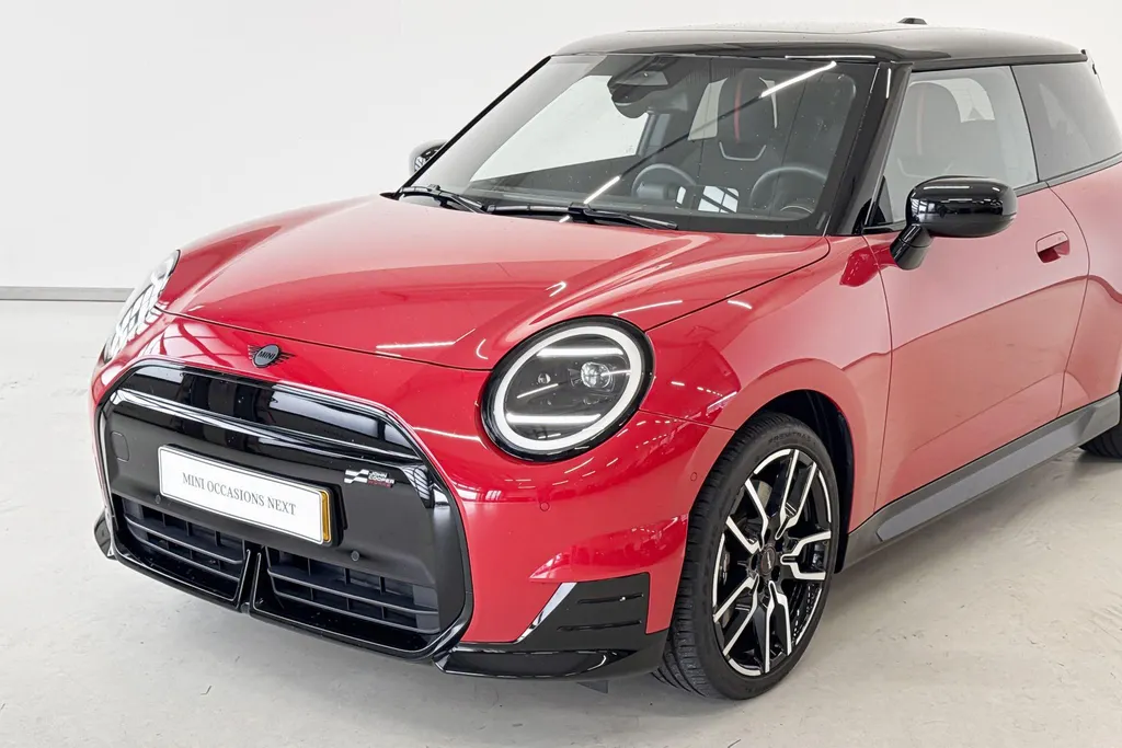 MINI Cooper 3-deurs Electric SE John Cooper Works Pakket M