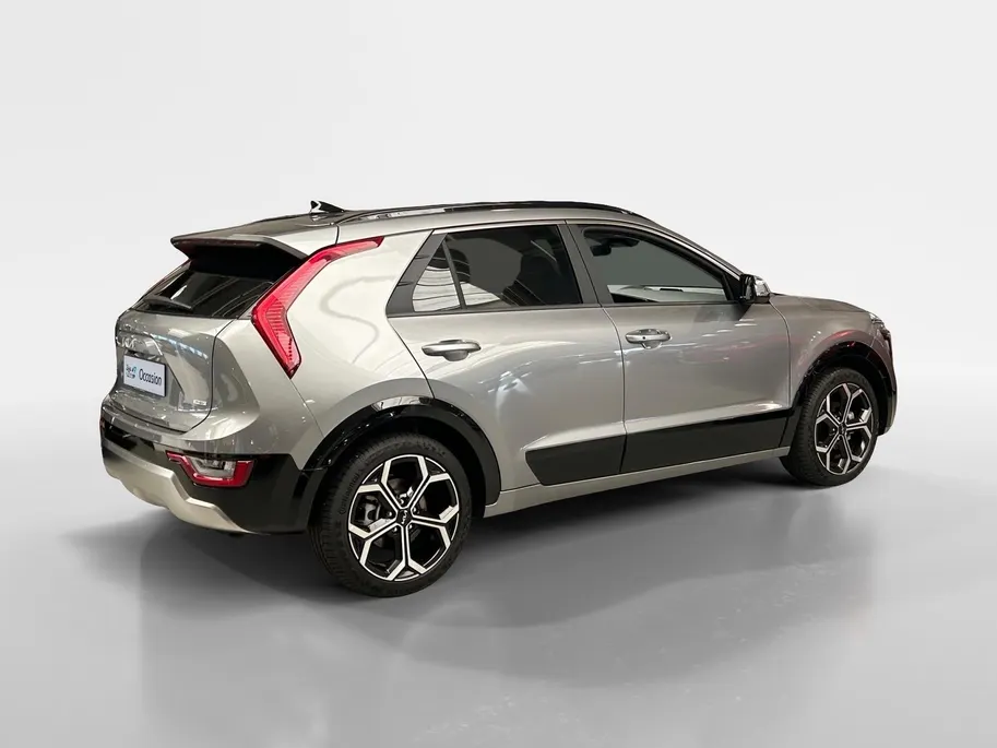 Kia Niro 1.6 GDi PHEV DynamicPlusLine Edition | Orginele Kilometerstand! | Apple Carplay / Android Auto | Navigatiesysteem | Elektrisch Verstelbare Bestuurdersstoel | Stoel + Stuurverwarming | Licht + Regensensor | Parkeersensoren Voor + Achter | Camera Achter | 1