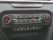 Kia Ceed Sportswagon 1.5 T-GDi DynamicPlusLine 160 PK | Dealer onderhouden | Fabrieksgarantie | Camera | Carplay | Cruise Control Adaptief | stoelverwarming | NAP | 12 Maanden BOVAG Garantie |