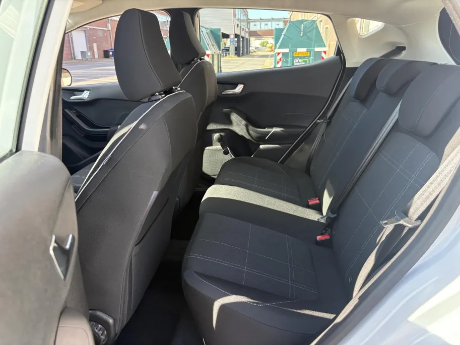 Ford Fiesta 1.1 Trend | Cruise Control | Navi | Park Pilot