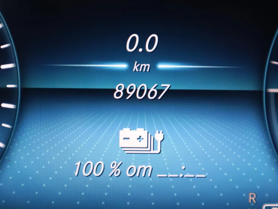 Mercedes-Benz GLC 300e 4MATIC Premium l Trekhaak l Nightpakket l Carplay