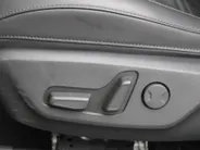 Kia Niro EV Edition Advanced 64.8 kWh | Stuur-/stoelverwarming | Elektr. stoelverstelling | Camera | Cruise adapt. | 17'LM | Clima | 17% bijtelling |