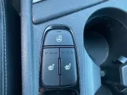 Kia Niro 1.6 GDi PHEV DynamicPlusLine | Climate control | Leder | Stoel,- en stuurverwarming | Keyless | Navigatie | Dodehoek detectie | 16 inch LM-velgen | Parkeercamera |
