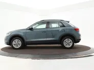 Volkswagen T-Roc 1.5 TSI 150pk DSG Life · Apple/Android Car Play · Camera · Climatronic · Navigatie · 16'' Inch ·