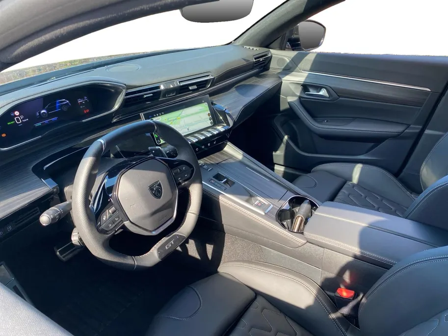 Peugeot 508 SW 1.6 Plug-in Hybrid 225 GT Line WLTP tot 55 km elektrisch | Camera | Dodehoek Detectie | Apple Carplay/Android Auto | Climate Control | Adaptief Cruise Control | Etc.