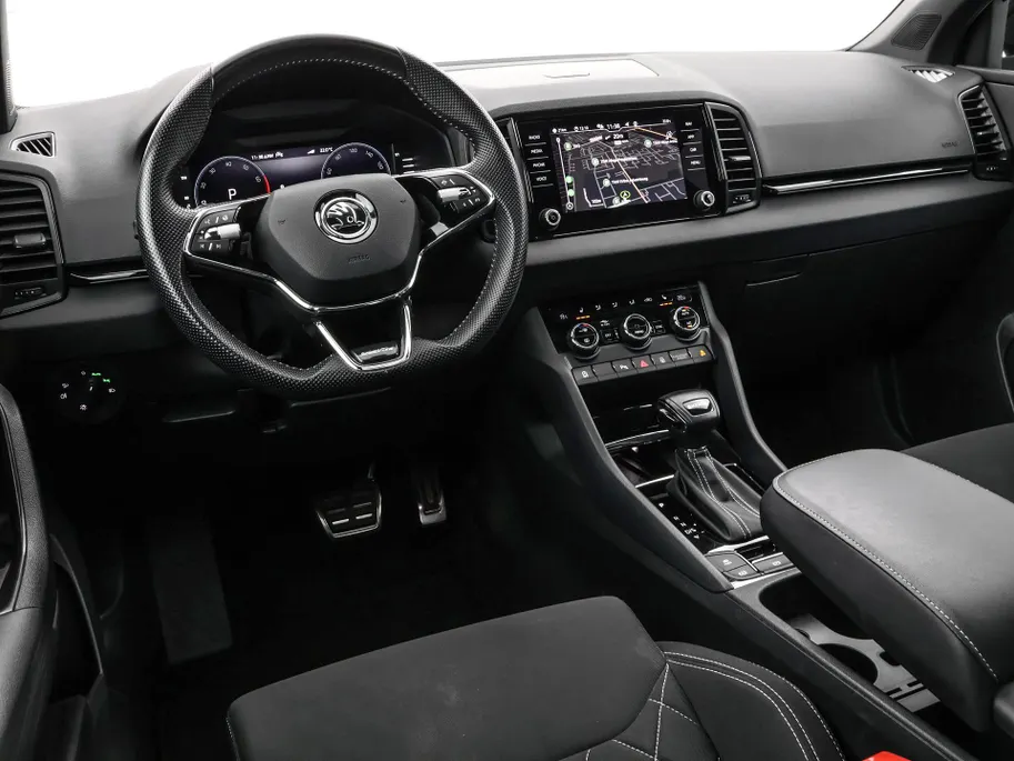 Škoda Karoq 1.5 TSI 150pk DSG ACT Sportline Business · Panoramadak · Camera · Cruise Control · Apple/Android Car Play · 18'' Inch ·