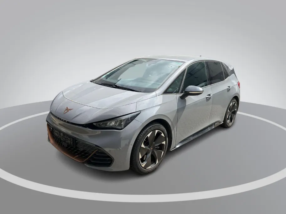 CUPRA Born Business 230pk 82 kWh · SOH 98,9% · 360 Camera · Apple/Android Car Play · P-Sensoren · Dodehoek Detectie · 19'' Inch ·