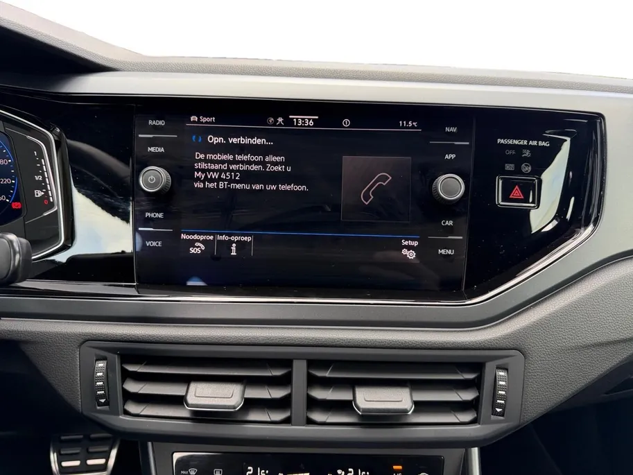 Volkswagen Taigo 1.0 TSI R-Line Edition | Virtual Cockpit | Parkeersensoren | Apple/Android Carplay | AUTOMAAT | Climate Control |