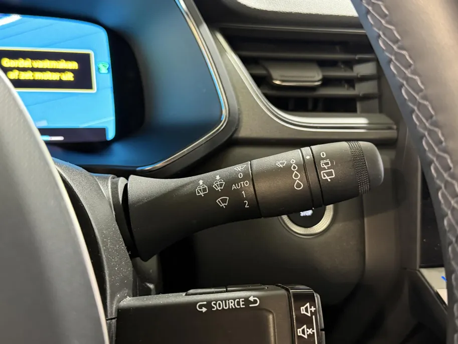 Renault Captur 160PK E-Tech Full Hybrid Techno Automaat | Camera | Parkeersensoren | Adaptive Cruise Control | Climate Control | Apple CarPlay/Android Auto | Full LED | Licht & Regen Sensor | Lichtmetalen Velgen |