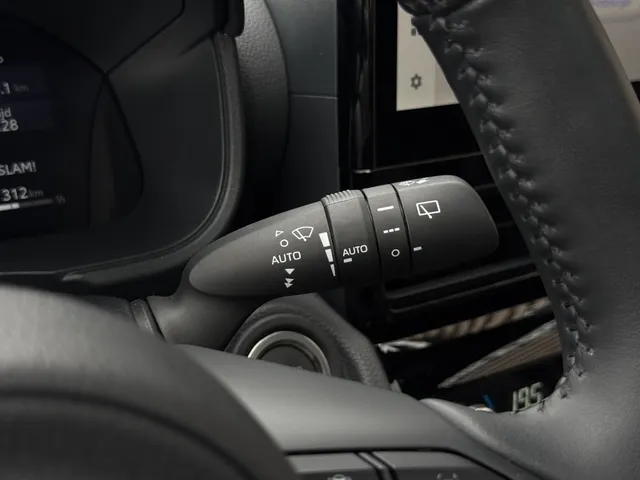 Toyota Yaris Cross 1.5 Hyb 130 Launch Edition | Panoramadak