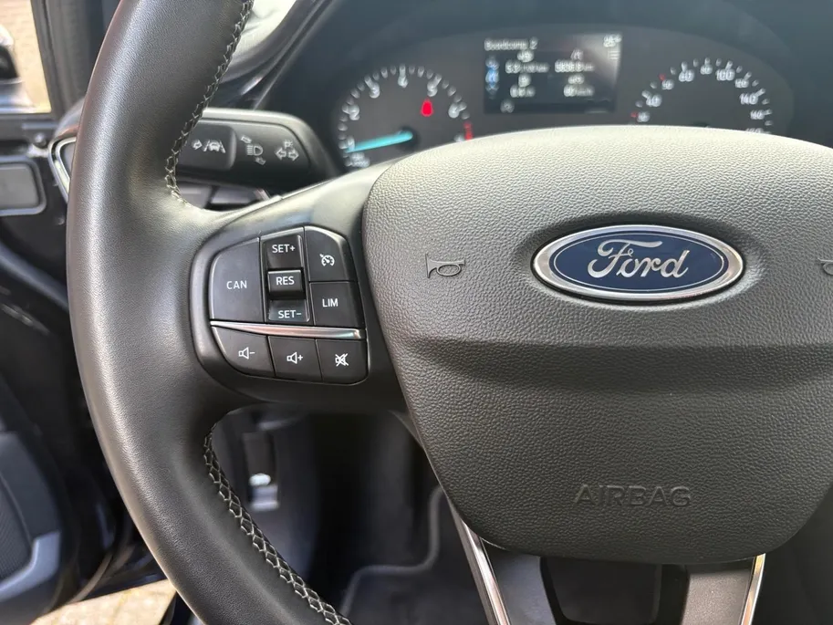 Ford Fiesta 1.0 EcoBoost Hybrid Titanium | Winter Pakket | Apple Carplay & Android Auto | Parkeersensoren achter | Climate Control |