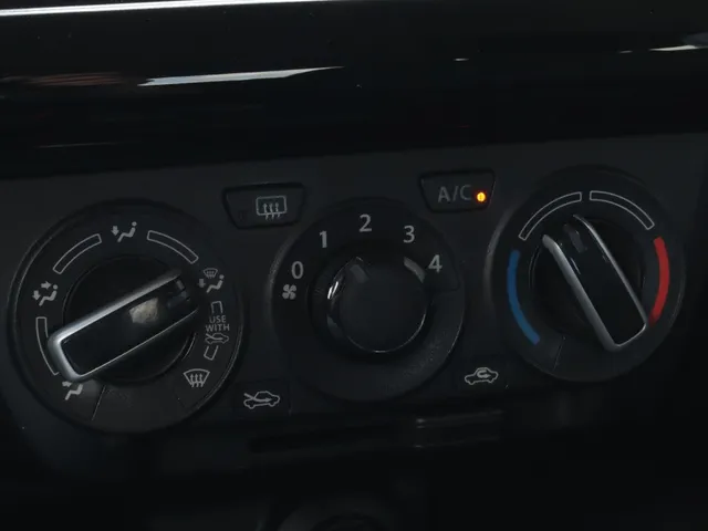 Suzuki Swift 1.0 BoosterJet Select Carplay | Camera