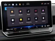 Volkswagen Tiguan 1.5 eHybrid 272pk DSG R-Line Business · Trekhaak · Panoramadak · Dodehoeksensoren · Apple/Android Car Play · Camera · Garantie t/m 23-08-2028 of 100.000km