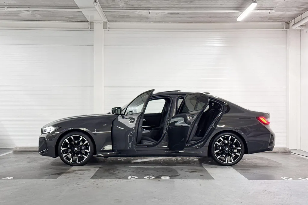 BMW 3 Serie Sedan 320i