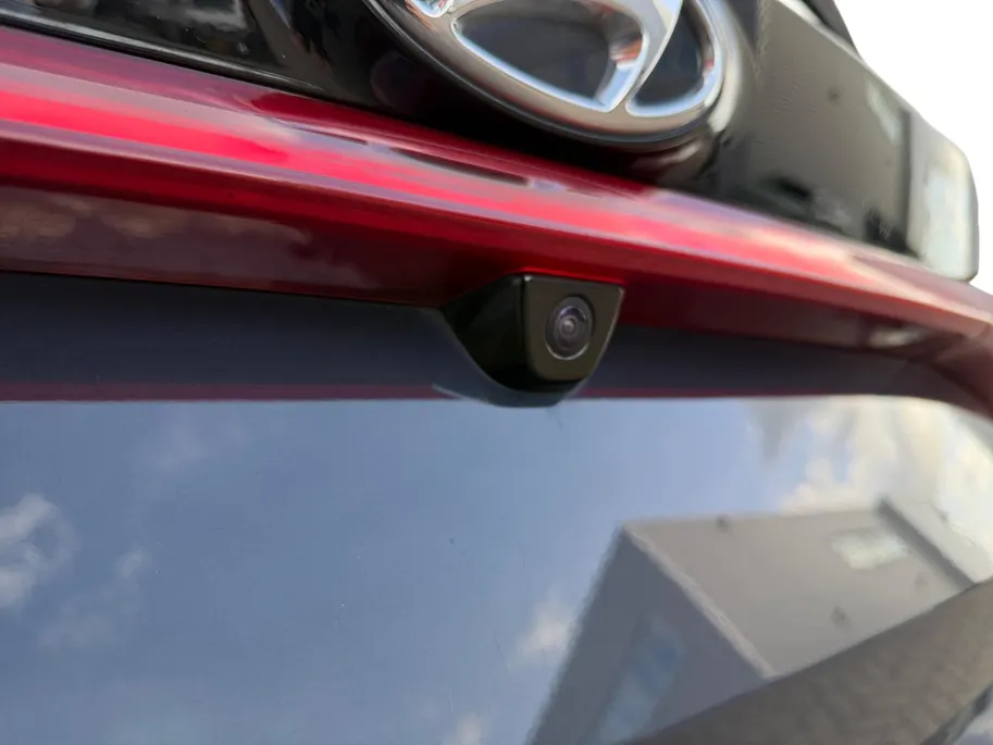 Hyundai i20 1.0 T-GDI Premium | Climate Controle| Lichtmetalen velgen| Metallic lak| Navigatie| Stoel verwarming| Stuur verwarming| Camera| Parkeer sensoren