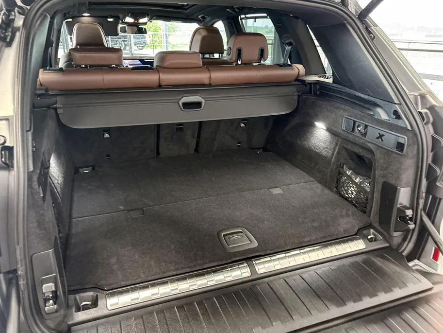 BMW X5 xDrive50e Launch Edition Innovation Pack