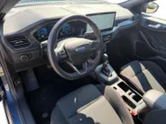 Ford Focus Wagon 1.0 EcoBoost Hybrid ST Line X | Automaat | Pano dak | Adapt. cruise control | BLIS | Winter pack | Parkeersensoren voor en achter | Achteruitrijcamera | B&O audio | Draadloos opladen mobiel | Bovag garantie |