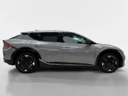 Kia EV6 Plus 63 kWh | Enkele kleuren op voorraad bel voor info | € 2000,- Inruilpremie | + €3.500 voorraadvoordeel!