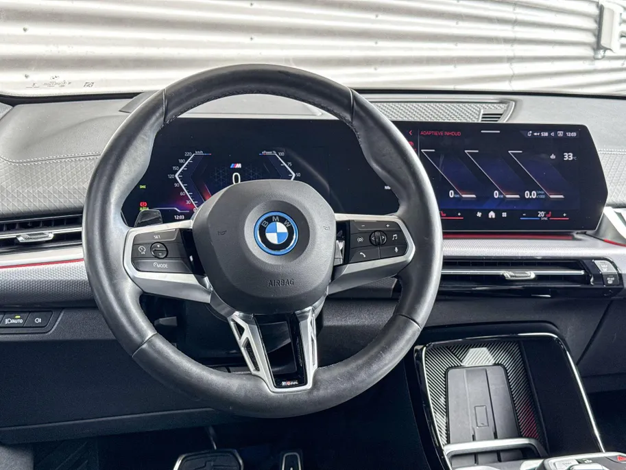 BMW iX2 eDrive20 67 kWh M Sport Edition