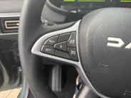 Dacia Jogger 1.6 Hybrid 140 Extreme 5p. AUTOMAAT AIRCO CAMERA CRUISE CONTROLE APPLE CARPLAY ANDROID AUTO ZEER MOOIE AUTO LET OP DEMO