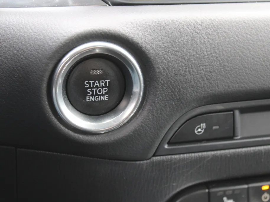 Mazda CX-5 2.0 SkyActiv-G 6AT 165PK Business Luxury | Stuur-/stoelverwarming + ventilatie | Geheugenstoel | 360 Camera | HUD | Leer | 19" LM | Dodehoek detectie | Bose |