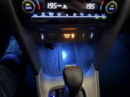 Toyota Yaris Cross 1.5 Hybrid Executive Automaat | Trekhaak | Panoramadak | Apple Carplay/Android Auto | Stoelverwarming